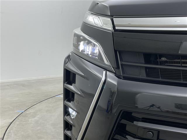 ヴォクシー ＺＳ　煌ＩＩＩ　アルパイン１１インチナビ　社外１２．８インチ後席モニター　ユピテルレーダー　両側パワースライド　ビルトインＥＴＣ　ＬＥＤライト　クルーズコントロール　バックカメラ　ドライブレコーダー　衝突軽減ブレーキ（16枚目）