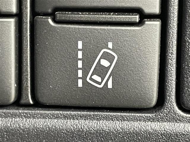 ヴォクシー ＺＳ　煌ＩＩＩ　アルパイン１１インチナビ　社外１２．８インチ後席モニター　ユピテルレーダー　両側パワースライド　ビルトインＥＴＣ　ＬＥＤライト　クルーズコントロール　バックカメラ　ドライブレコーダー　衝突軽減ブレーキ（29枚目）