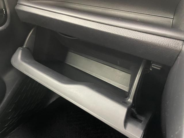 ヴォクシー ＺＳ　煌ＩＩＩ　アルパイン１１インチナビ　社外１２．８インチ後席モニター　ユピテルレーダー　両側パワースライド　ビルトインＥＴＣ　ＬＥＤライト　クルーズコントロール　バックカメラ　ドライブレコーダー　衝突軽減ブレーキ（47枚目）