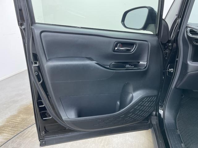 ヴォクシー ＺＳ　煌ＩＩＩ　アルパイン１１インチナビ　社外１２．８インチ後席モニター　ユピテルレーダー　両側パワースライド　ビルトインＥＴＣ　ＬＥＤライト　クルーズコントロール　バックカメラ　ドライブレコーダー　衝突軽減ブレーキ（49枚目）