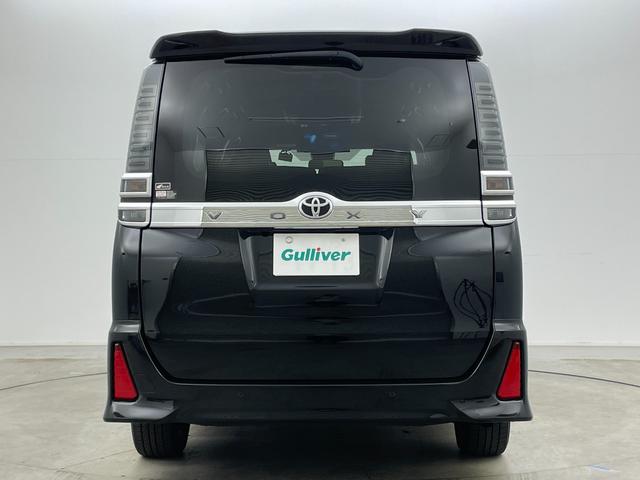 ヴォクシー ＺＳ　煌ＩＩＩ　アルパイン１１インチナビ　社外１２．８インチ後席モニター　ユピテルレーダー　両側パワースライド　ビルトインＥＴＣ　ＬＥＤライト　クルーズコントロール　バックカメラ　ドライブレコーダー　衝突軽減ブレーキ（71枚目）