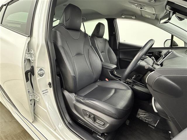 プリウス Aプレミアム モデリスタエアロ 純正9インチナビ バックカメラ AC100V パーキングアシスト 合皮シート パワーシート ベンチレーション HUD ビルトインETC ドライブレコーダー トヨタセーフティーセンス(8枚目)