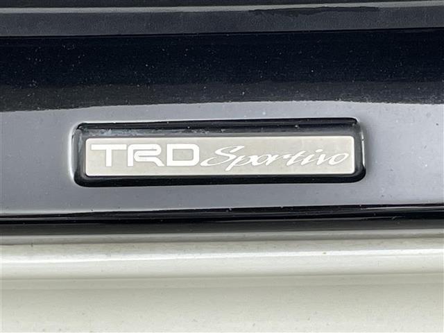 エスクァイア Gi 純正9インチナビ 純正12.1インチ後席モニター TRDエアロ TRDホイール ビルトインETC2.0 両側電動スライドドア クルーズコントロール 合皮シート シートヒーター 衝突軽減ブレーキ LED(3枚目)