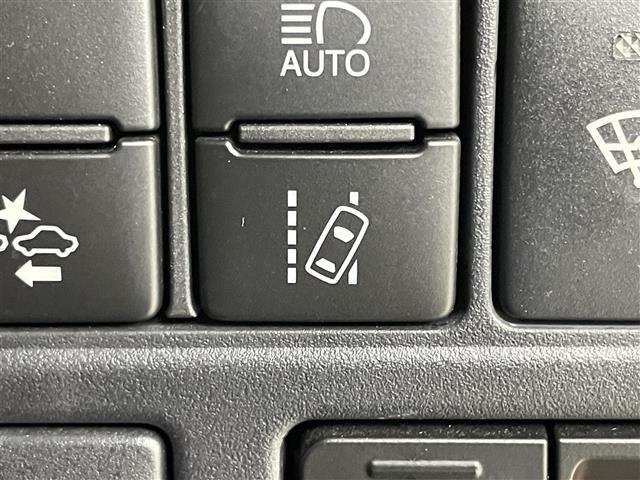 エスクァイア Gi 純正9インチナビ 純正12.1インチ後席モニター TRDエアロ TRDホイール ビルトインETC2.0 両側電動スライドドア クルーズコントロール 合皮シート シートヒーター 衝突軽減ブレーキ LED(40枚目)