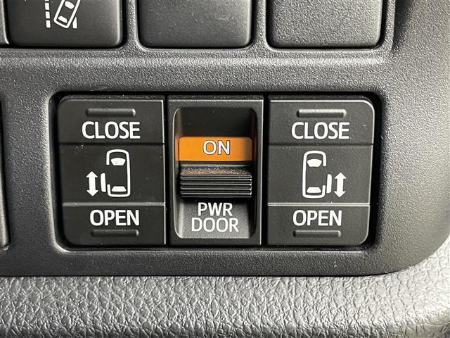 エスクァイア Gi 純正9インチナビ 純正12.1インチ後席モニター TRDエアロ TRDホイール ビルトインETC2.0 両側電動スライドドア クルーズコントロール 合皮シート シートヒーター 衝突軽減ブレーキ LED(41枚目)