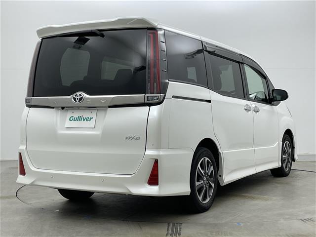 ノア Si ダブルバイビーII 純正10インチナビ バックカメラ 両側電動スライドドア クルーズコントロール ドライブレコーダー ビルトインETC 衝突軽減ブレーキ LEDヘッドライト ハーフレザーシート スマートキー スペアキー(19枚目)