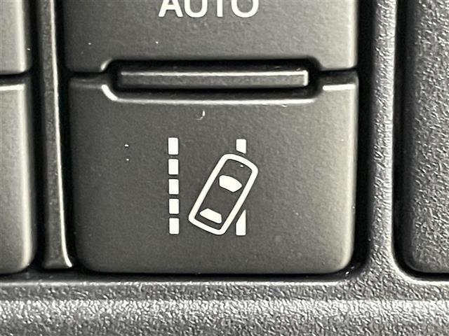 ノア Si ダブルバイビーII 純正10インチナビ バックカメラ 両側電動スライドドア クルーズコントロール ドライブレコーダー ビルトインETC 衝突軽減ブレーキ LEDヘッドライト ハーフレザーシート スマートキー スペアキー(39枚目)