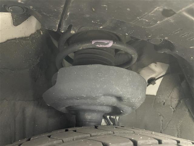 プリウス Sツーリングセレクション・ブラックエディション 純正8インチディスプレイオーディオ AC100V電源 バックカメラ 追従型クルーズコントロール シートヒーター 合皮シート 衝突軽減ブレーキ 前後ドライブレコーダー ビルトインETC コーナーセンサー(21枚目)