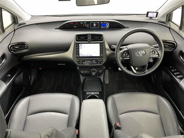 プリウス Sツーリングセレクション・ブラックエディション 純正8インチディスプレイオーディオ AC100V電源 バックカメラ 追従型クルーズコントロール シートヒーター 合皮シート 衝突軽減ブレーキ 前後ドライブレコーダー ビルトインETC コーナーセンサー(42枚目)