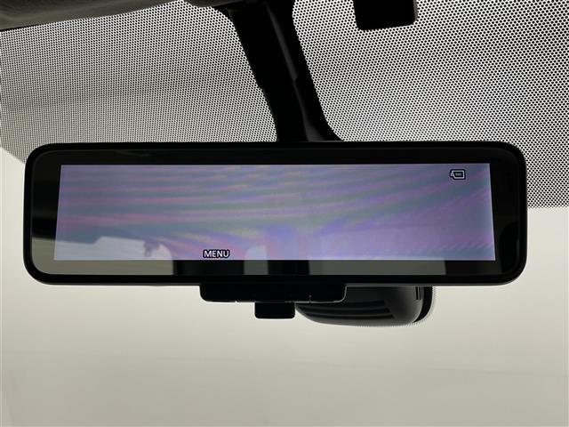 セレナ e-パワー ハイウェイスターV プロパイロット アラウンドビューモニター デジタルインナーミラー 純正9インチナビ 両側パワースライドドア ビルトインETC 純正ドライブレコーダー レーンキープアシスト シートヒーター オートライト(4枚目)