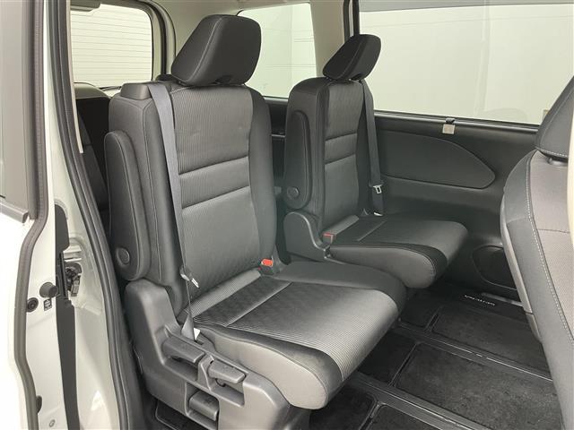 セレナ e-パワー ハイウェイスターV プロパイロット アラウンドビューモニター デジタルインナーミラー 純正9インチナビ 両側パワースライドドア ビルトインETC 純正ドライブレコーダー レーンキープアシスト シートヒーター オートライト(9枚目)