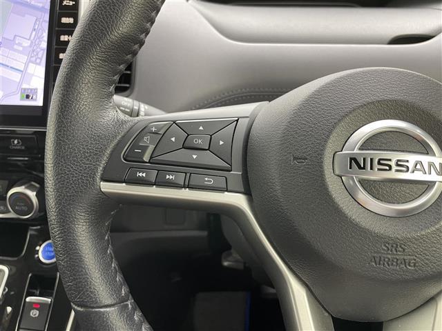 セレナ e-パワー ハイウェイスターV プロパイロット アラウンドビューモニター デジタルインナーミラー 純正9インチナビ 両側パワースライドドア ビルトインETC 純正ドライブレコーダー レーンキープアシスト シートヒーター オートライト(24枚目)