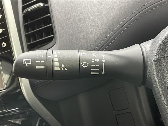 セレナ e-パワー ハイウェイスターV プロパイロット アラウンドビューモニター デジタルインナーミラー 純正9インチナビ 両側パワースライドドア ビルトインETC 純正ドライブレコーダー レーンキープアシスト シートヒーター オートライト(25枚目)