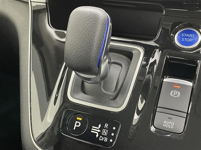 セレナ e-パワー ハイウェイスターV プロパイロット アラウンドビューモニター デジタルインナーミラー 純正9インチナビ 両側パワースライドドア ビルトインETC 純正ドライブレコーダー レーンキープアシスト シートヒーター オートライト(28枚目)