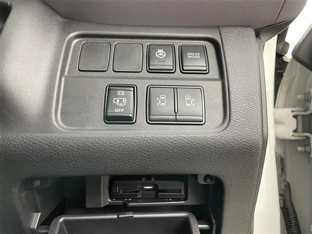 セレナ e-パワー ハイウェイスターV プロパイロット アラウンドビューモニター デジタルインナーミラー 純正9インチナビ 両側パワースライドドア ビルトインETC 純正ドライブレコーダー レーンキープアシスト シートヒーター オートライト(31枚目)