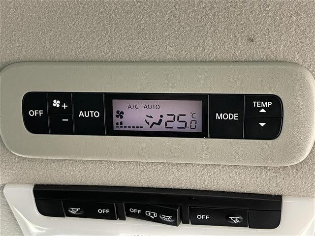 セレナ e-パワー ハイウェイスターV プロパイロット アラウンドビューモニター デジタルインナーミラー 純正9インチナビ 両側パワースライドドア ビルトインETC 純正ドライブレコーダー レーンキープアシスト シートヒーター オートライト(38枚目)