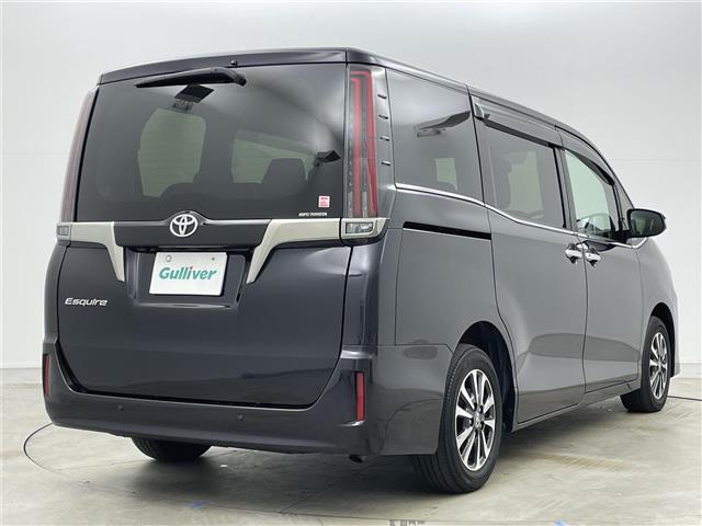 エスクァイア Gi プレミアムパッケージ ブラックテーラード 純正9インチSDナビ 純正12インチフリップダウンモニター バックカメラ ビルトインETC 両側パワースライドドア トヨタセーフティセンス 衝突軽減ブレーキ 先行車発信通知機能 横滑り防止装置(19枚目)