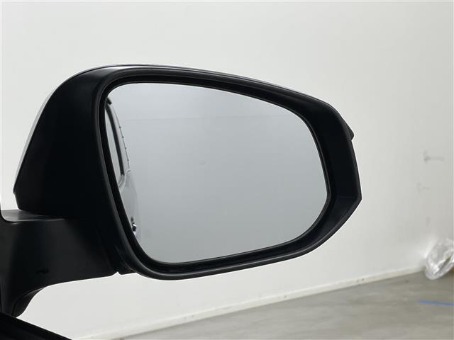 エスクァイア Gi プレミアムパッケージ ブラックテーラード 純正9インチSDナビ 純正12インチフリップダウンモニター バックカメラ ビルトインETC 両側パワースライドドア トヨタセーフティセンス 衝突軽減ブレーキ 先行車発信通知機能 横滑り防止装置(41枚目)