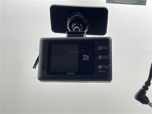 ルーミー カスタムＧ－Ｔ　純正ナビ　バックカメラ　両側電動スライドドア　追従型クルーズコントロール　ビルトインＥＴＣ　前後コーナーセンサー　衝突軽減ブレーキ　ドライブレコーダー　スマートキー　ＬＥＤヘッドライト　禁煙車　フォグ（7枚目）