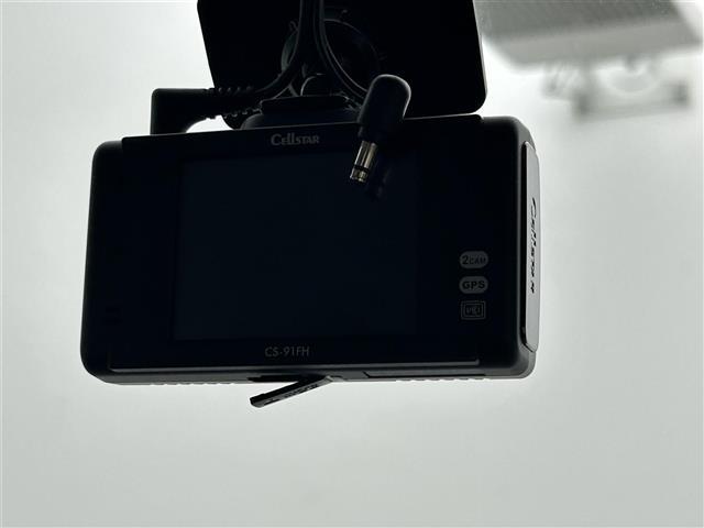 ルーミー カスタムＧ－Ｔ　純正９インチナビ　全周囲カメラ　ビルトインＥＴＣ　ドライブレコーダー　両側パワースライドドア　スマートアシスト　オートブレーキホールド　電動パーキング　ＬＥＤヘッドライト　純正フロアマット　純正アルミ（7枚目）