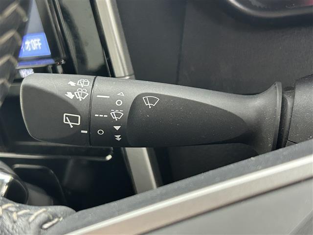 ルーミー カスタムＧ－Ｔ　純正９インチナビ　全周囲カメラ　ビルトインＥＴＣ　ドライブレコーダー　両側パワースライドドア　スマートアシスト　オートブレーキホールド　電動パーキング　ＬＥＤヘッドライト　純正フロアマット　純正アルミ（29枚目）