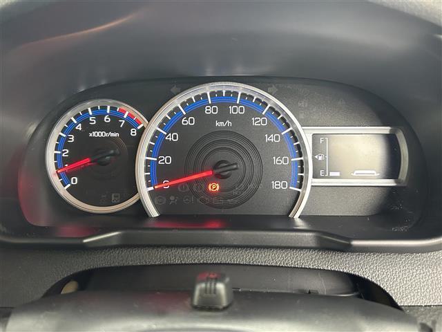 ルーミー カスタムＧ－Ｔ　純正９インチナビ　全周囲カメラ　ビルトインＥＴＣ　ドライブレコーダー　両側パワースライドドア　スマートアシスト　オートブレーキホールド　電動パーキング　ＬＥＤヘッドライト　純正フロアマット　純正アルミ（31枚目）