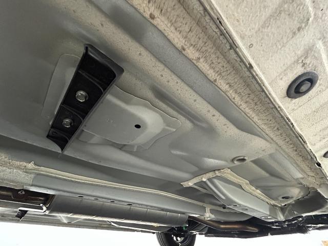 ルーミー カスタムＧ－Ｔ　純正９インチナビ　全周囲カメラ　ビルトインＥＴＣ　ドライブレコーダー　両側パワースライドドア　スマートアシスト　オートブレーキホールド　電動パーキング　ＬＥＤヘッドライト　純正フロアマット　純正アルミ（78枚目）