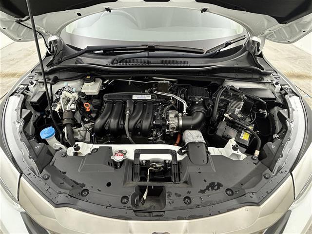 【エンジンルーム】『エンジンルーム周辺』の画像になります。写真の内容に関してご不明点、ご質問等がございましたらお気軽にガリバー店舗までお問い合わせください。