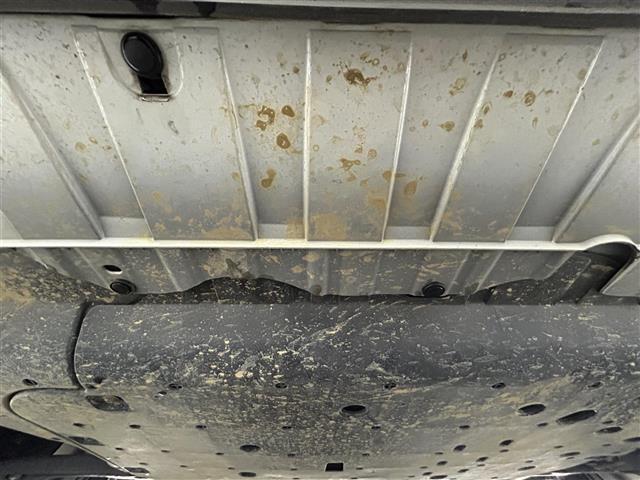 【下回り】『下回り周辺』の画像になります。写真の内容に関してご不明点、ご質問等がございましたらお気軽にガリバー店舗までお問い合わせください。