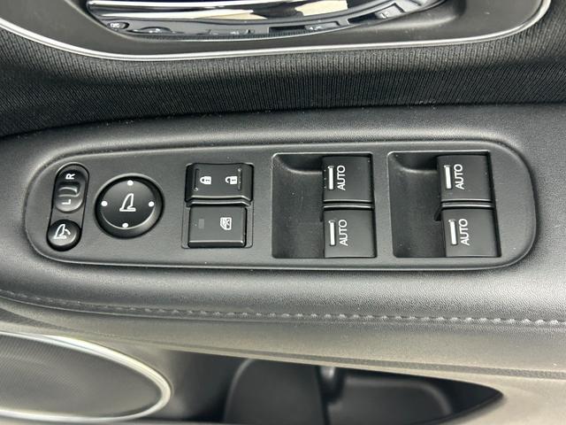 【窓操作部】『窓周辺／窓周辺装備』の画像になります。写真の内容に関してご不明点、ご質問等がございましたらお気軽にガリバー店舗までお問い合わせください。