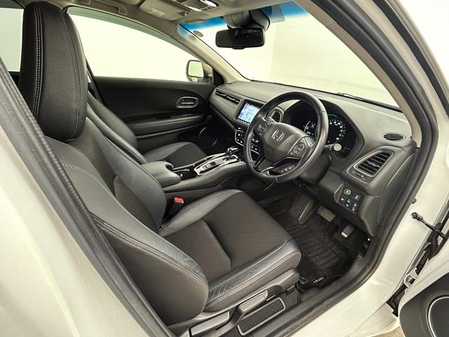 【運転席】『運転席周辺』の画像になります。写真の内容に関してご不明点、ご質問等がございましたらお気軽にガリバー店舗までお問い合わせください。