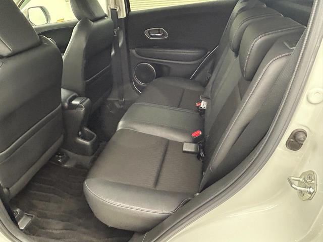 【後部座席】『後部座席周辺』の画像になります。写真の内容に関してご不明点、ご質問等がございましたらお気軽にガリバー店舗までお問い合わせください。