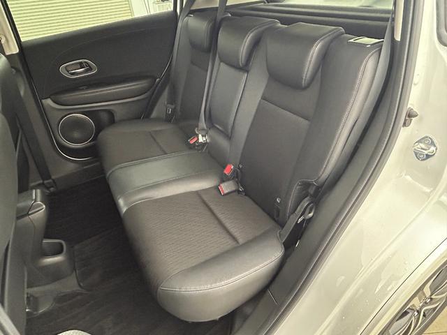 【後部座席】『後部座席周辺』の画像になります。写真の内容に関してご不明点、ご質問等がございましたらお気軽にガリバー店舗までお問い合わせください。