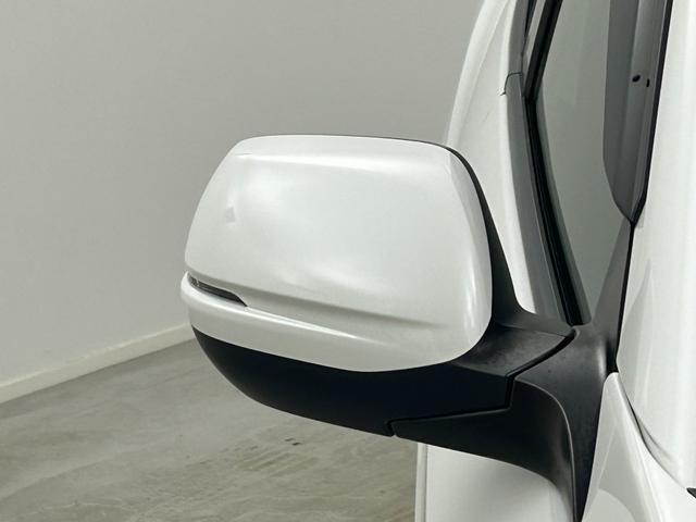 【ドアミラー】『外装：ドアミラー周辺』の画像になります。写真の内容に関してご不明点、ご質問等がございましたらお気軽にガリバー店舗までお問い合わせください。