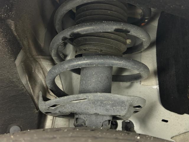 【下回り】『下回り周辺』の画像になります。写真の内容に関してご不明点、ご質問等がございましたらお気軽にガリバー店舗までお問い合わせください。