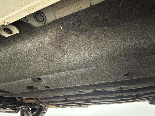 【下回り】『下回り周辺』の画像になります。写真の内容に関してご不明点、ご質問等がございましたらお気軽にガリバー店舗までお問い合わせください。