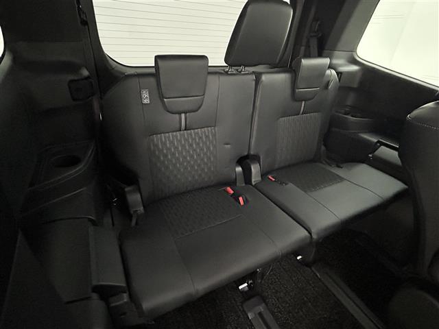 ノア ハイブリッドＳ－Ｚ　モデリスタエアロ　純正１０．５インチナビ　パノラミックビューモニター　快適利便パッケージ　ドライブレコーダー　ビルトインＥＴＣ２．０　三眼ＬＥＤライト　アドバンストパーク　ユニバーサルステップ　ＤＶＤ（10枚目）