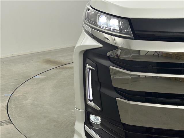 ノア ハイブリッドＳ－Ｚ　モデリスタエアロ　純正１０．５インチナビ　パノラミックビューモニター　快適利便パッケージ　ドライブレコーダー　ビルトインＥＴＣ２．０　三眼ＬＥＤライト　アドバンストパーク　ユニバーサルステップ　ＤＶＤ（16枚目）