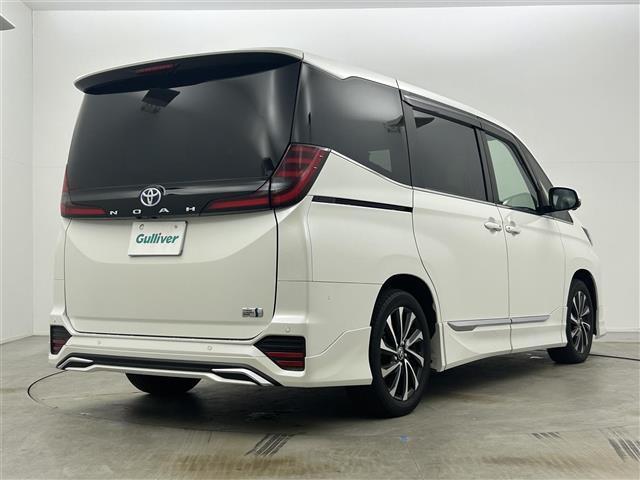 ノア ハイブリッドＳ－Ｚ　モデリスタエアロ　純正１０．５インチナビ　パノラミックビューモニター　快適利便パッケージ　ドライブレコーダー　ビルトインＥＴＣ２．０　三眼ＬＥＤライト　アドバンストパーク　ユニバーサルステップ　ＤＶＤ（20枚目）