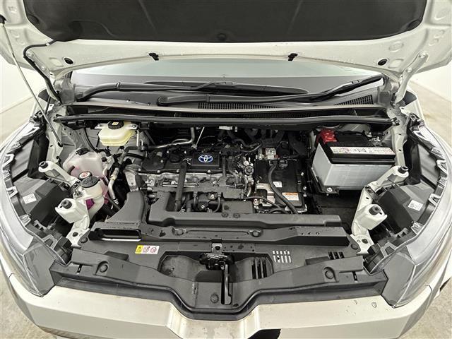 ノア ハイブリッドＳ－Ｚ　モデリスタエアロ　純正１０．５インチナビ　パノラミックビューモニター　快適利便パッケージ　ドライブレコーダー　ビルトインＥＴＣ２．０　三眼ＬＥＤライト　アドバンストパーク　ユニバーサルステップ　ＤＶＤ（21枚目）