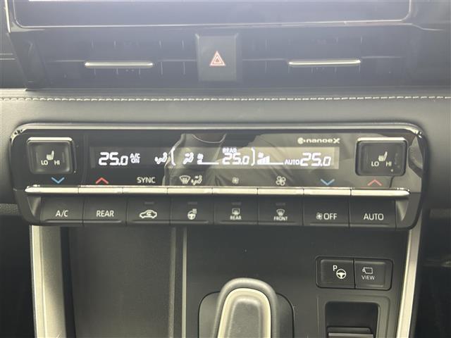 ノア ハイブリッドＳ－Ｚ　モデリスタエアロ　純正１０．５インチナビ　パノラミックビューモニター　快適利便パッケージ　ドライブレコーダー　ビルトインＥＴＣ２．０　三眼ＬＥＤライト　アドバンストパーク　ユニバーサルステップ　ＤＶＤ（31枚目）