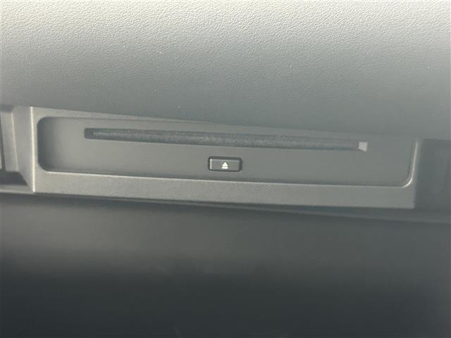 ノア ハイブリッドＳ－Ｚ　モデリスタエアロ　純正１０．５インチナビ　パノラミックビューモニター　快適利便パッケージ　ドライブレコーダー　ビルトインＥＴＣ２．０　三眼ＬＥＤライト　アドバンストパーク　ユニバーサルステップ　ＤＶＤ（41枚目）