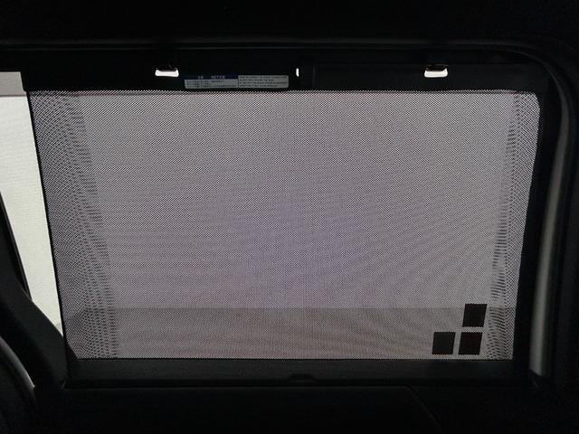 ノア ハイブリッドＳ－Ｚ　モデリスタエアロ　純正１０．５インチナビ　パノラミックビューモニター　快適利便パッケージ　ドライブレコーダー　ビルトインＥＴＣ２．０　三眼ＬＥＤライト　アドバンストパーク　ユニバーサルステップ　ＤＶＤ（45枚目）