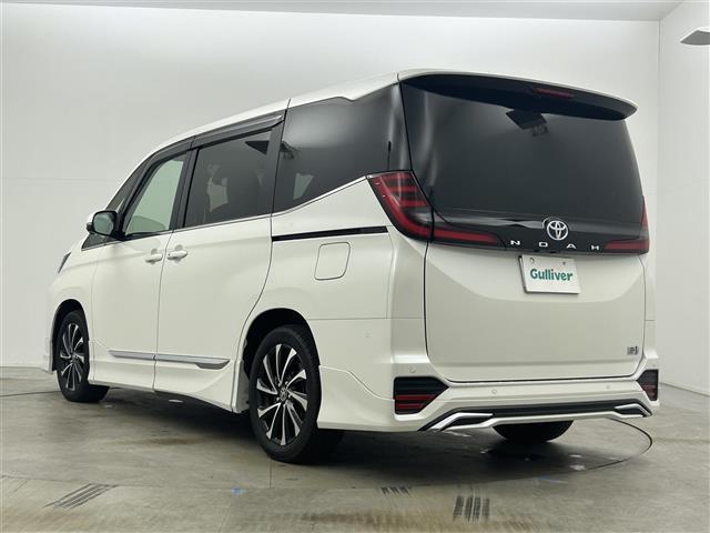 ノア ハイブリッドＳ－Ｚ　モデリスタエアロ　純正１０．５インチナビ　パノラミックビューモニター　快適利便パッケージ　ドライブレコーダー　ビルトインＥＴＣ２．０　三眼ＬＥＤライト　アドバンストパーク　ユニバーサルステップ　ＤＶＤ（60枚目）