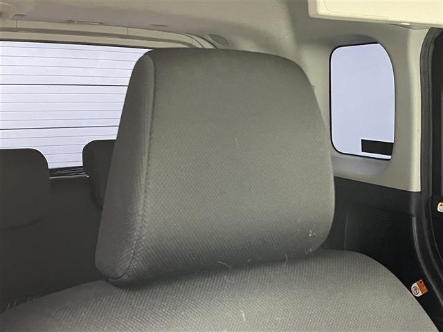 タンク カスタムＧ　純正９インチナビ　バックカメラ　１２．１インチフリップダウンモニター　ビルトインＥＴＣ　ドライブレコーダー　両側パワースライドドア　スマートアシスト　衝突軽減ブレーキ　クルーズコントロール　ドアバイザ（10枚目）