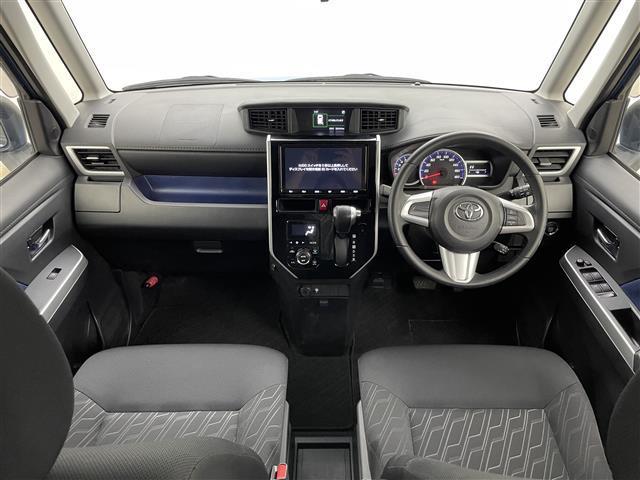 タンク カスタムＧ　純正９インチナビ　バックカメラ　１２．１インチフリップダウンモニター　ビルトインＥＴＣ　ドライブレコーダー　両側パワースライドドア　スマートアシスト　衝突軽減ブレーキ　クルーズコントロール　ドアバイザ（12枚目）