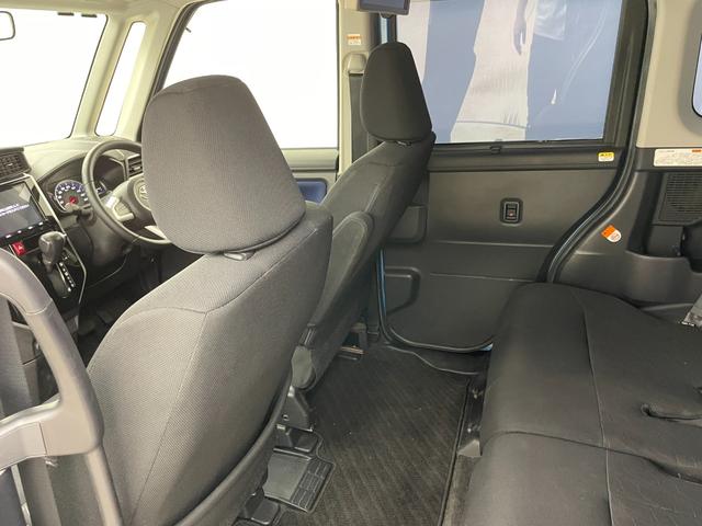 タンク カスタムＧ　純正９インチナビ　バックカメラ　１２．１インチフリップダウンモニター　ビルトインＥＴＣ　ドライブレコーダー　両側パワースライドドア　スマートアシスト　衝突軽減ブレーキ　クルーズコントロール　ドアバイザ（54枚目）