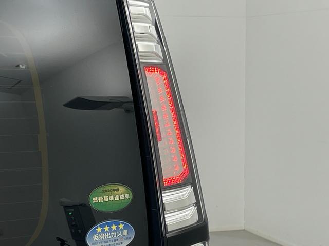 タンク カスタムＧ　純正９インチナビ　バックカメラ　１２．１インチフリップダウンモニター　ビルトインＥＴＣ　ドライブレコーダー　両側パワースライドドア　スマートアシスト　衝突軽減ブレーキ　クルーズコントロール　ドアバイザ（73枚目）