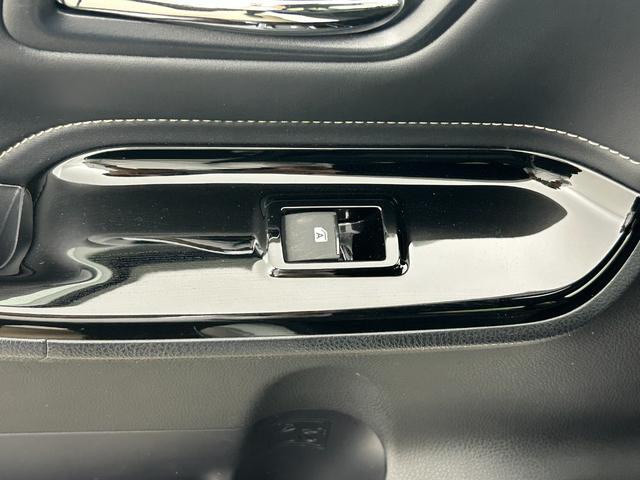 エスクァイア Gi 純正9インチナビ バックカメラ 12.1インチ後席モニター 合皮シート シートヒーター ドライブレコーダー ビルトインETC 両側パワースライドドア トヨタセーフティーセンス LEDヘッドライト(48枚目)