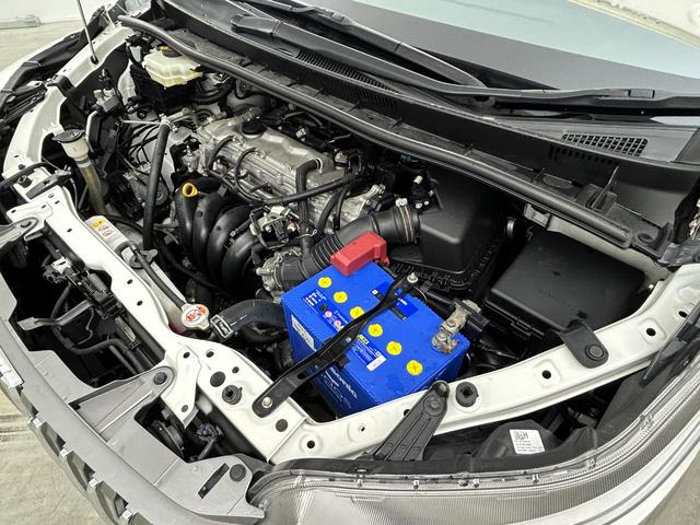 エスクァイア Gi 純正9インチナビ バックカメラ 12.1インチ後席モニター 合皮シート シートヒーター ドライブレコーダー ビルトインETC 両側パワースライドドア トヨタセーフティーセンス LEDヘッドライト(75枚目)